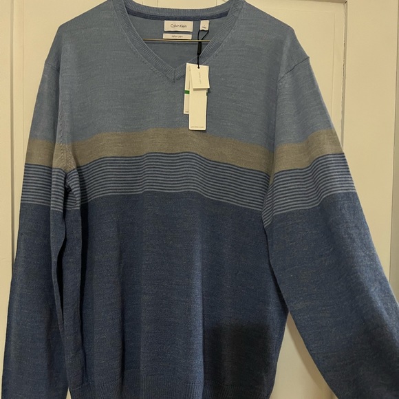 NWT Men’s Size L Calvin Klein Blue Merino Wool Sweater